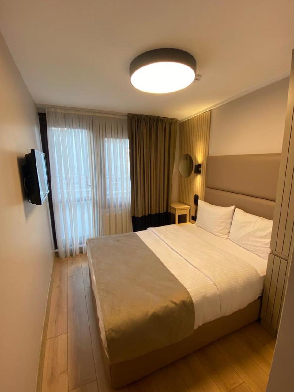 Otel Yenikapi Istanboel Buitenkant foto