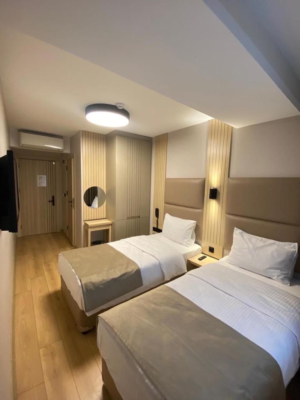 Otel Yenikapi Istanboel Buitenkant foto